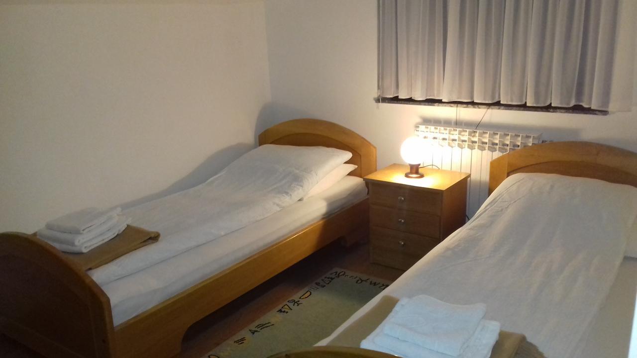 Gradska Kavana Guest House Kupres  Bagian luar foto