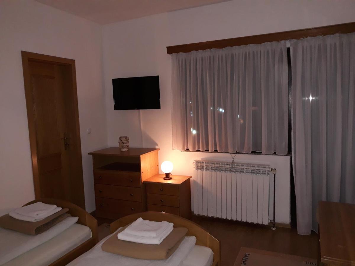 Gradska Kavana Guest House Kupres  Bagian luar foto